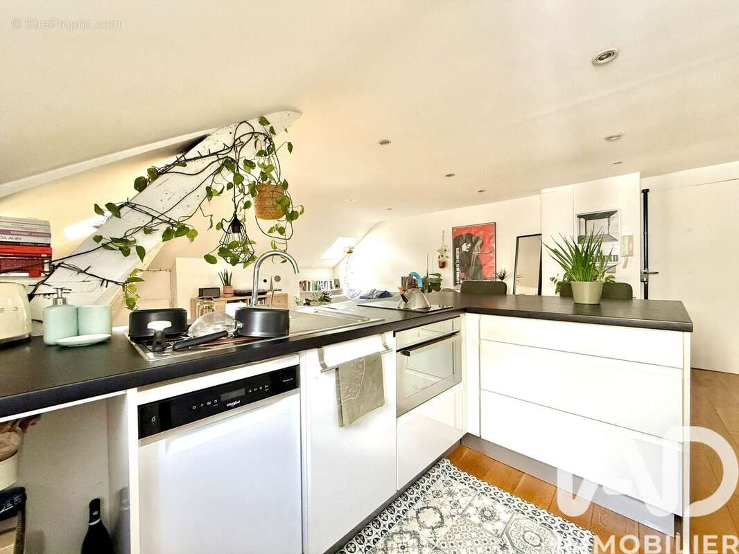 Photo 2 - Appartement à PARIS-11E