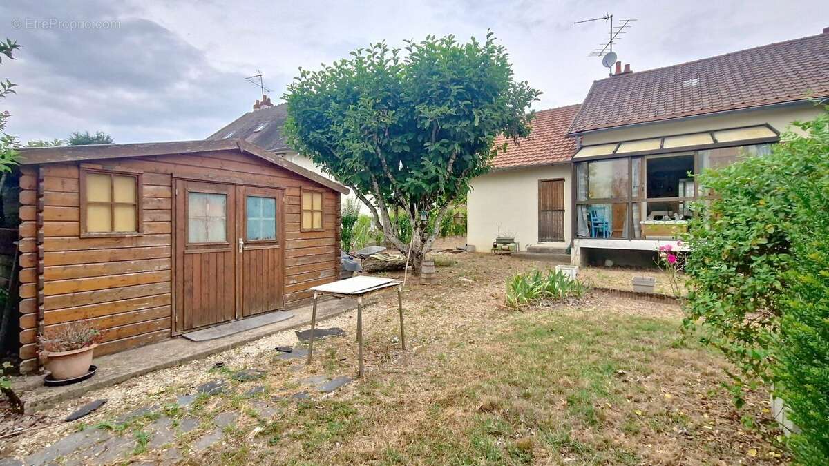Maison à VINEUIL