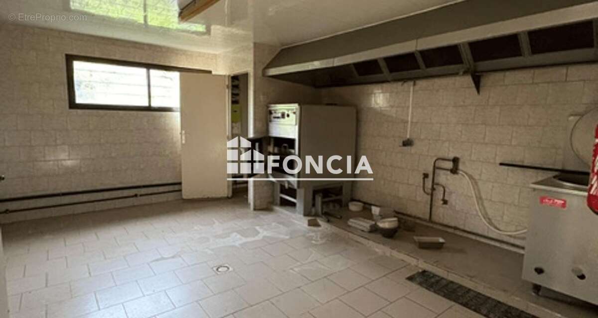 Revin - local commercialle de 110m2 avec fort potentiel - photo 6