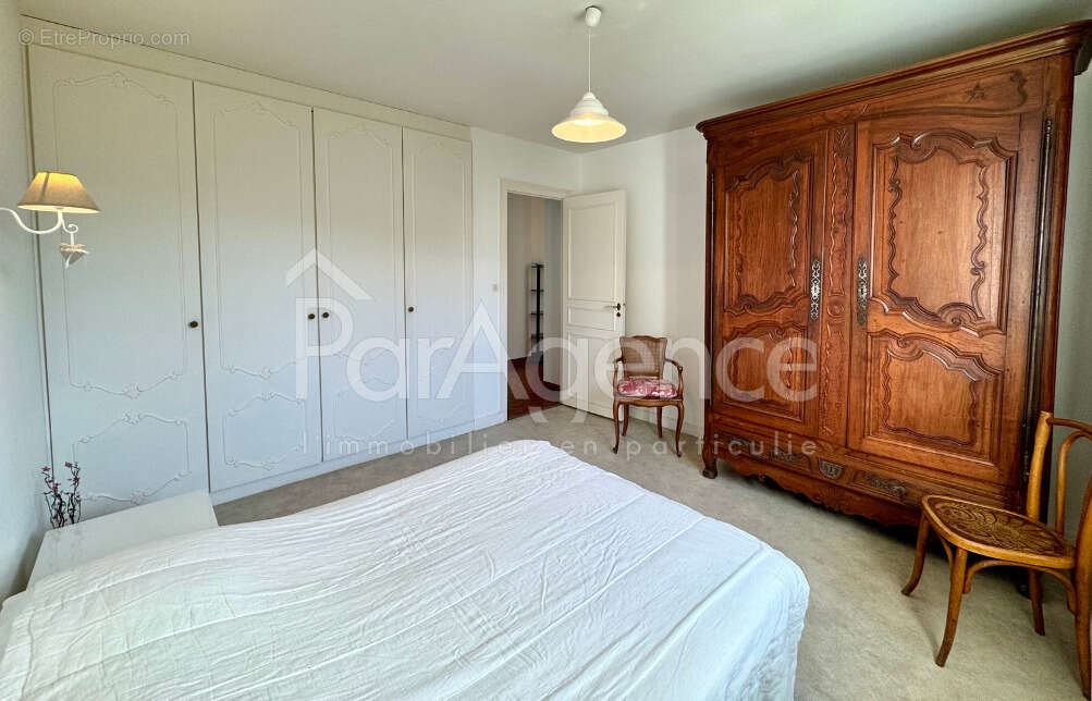 Maison à VAUX-SUR-MER