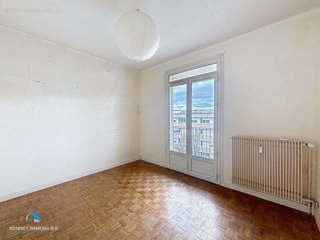 Appartement à COURNON-D'AUVERGNE
