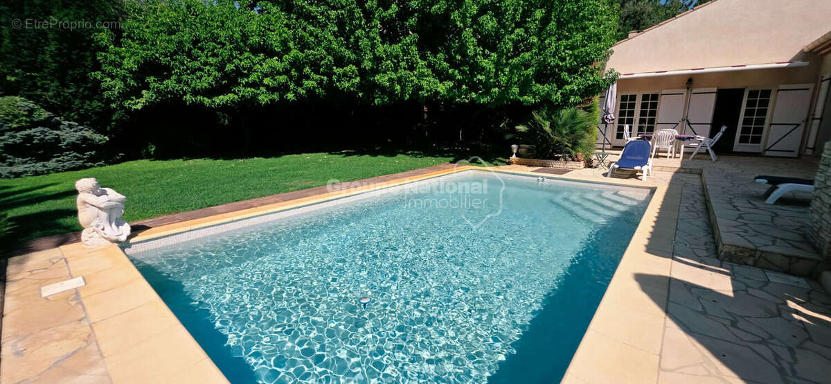 Maison de 151m², piscine, vue et terrain de 1527m² - photo 4