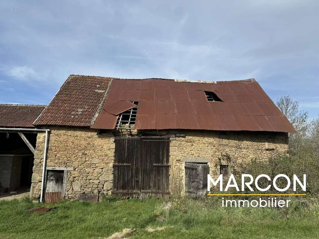 Maison à PIONNAT