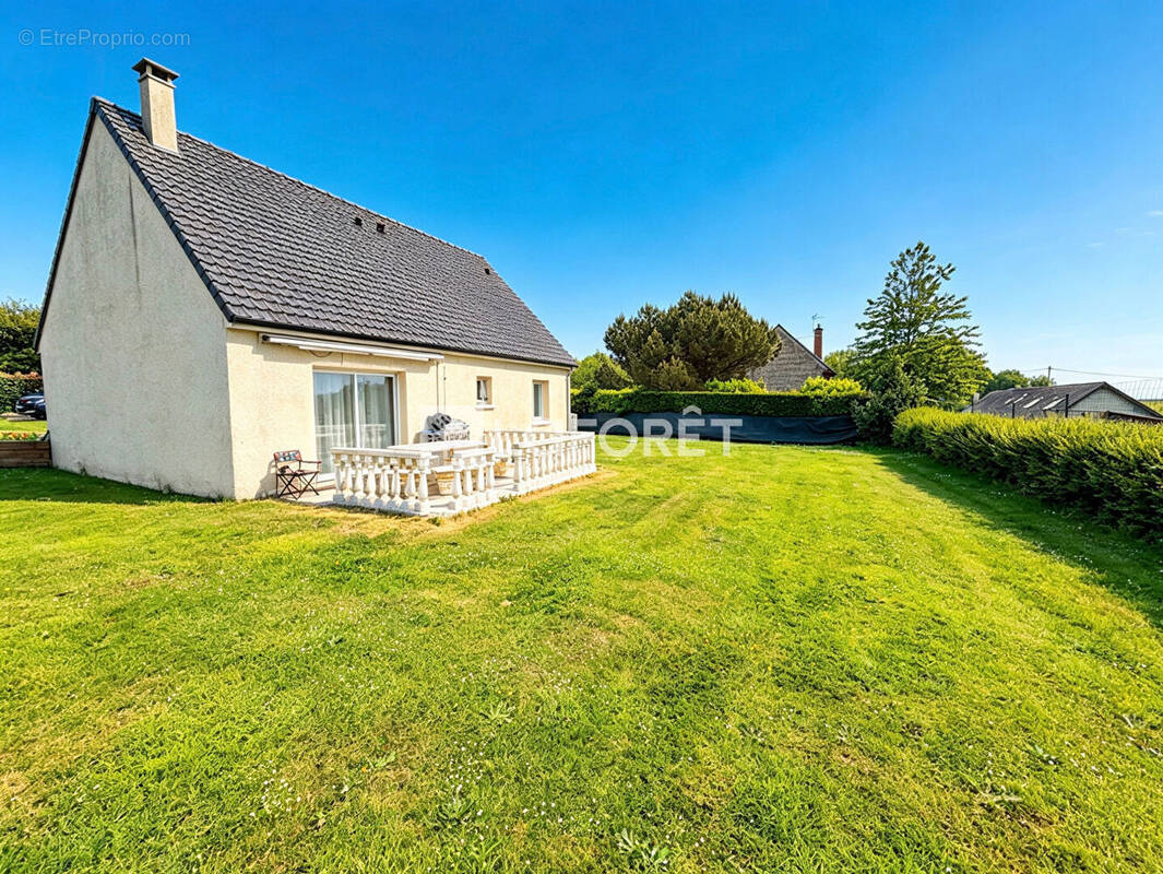 Maison à SAINT-JOUIN-BRUNEVAL