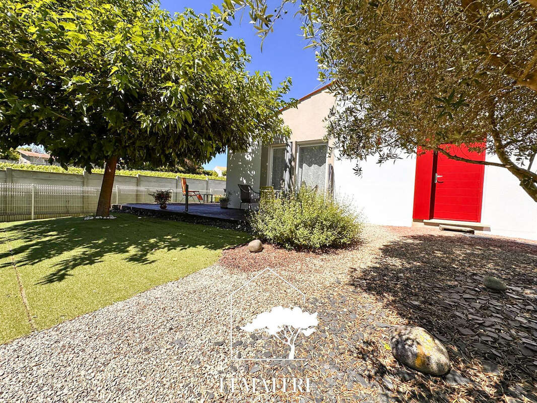 Maison à LES MATHES