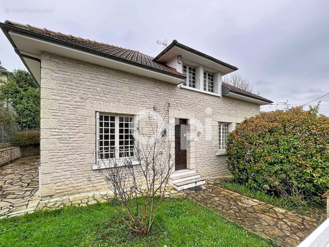 Maison à BRIVE-LA-GAILLARDE