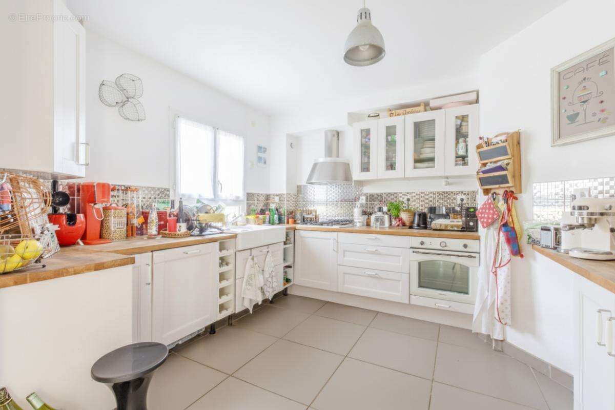 Vert - Maison à vendre avec division possible du terrain - photo 5