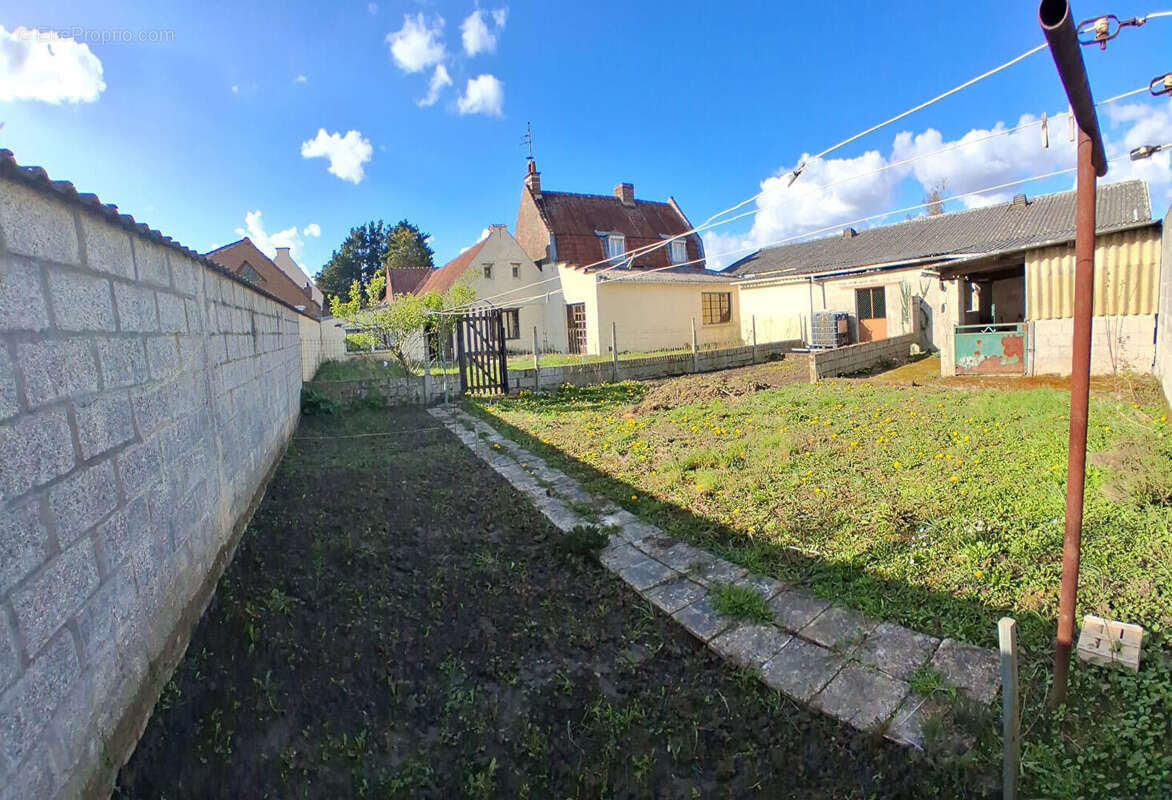 Maison à COURCELLES-LES-LENS