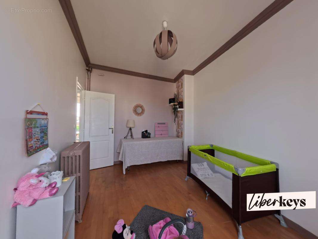 Appartement T4 - photo 6