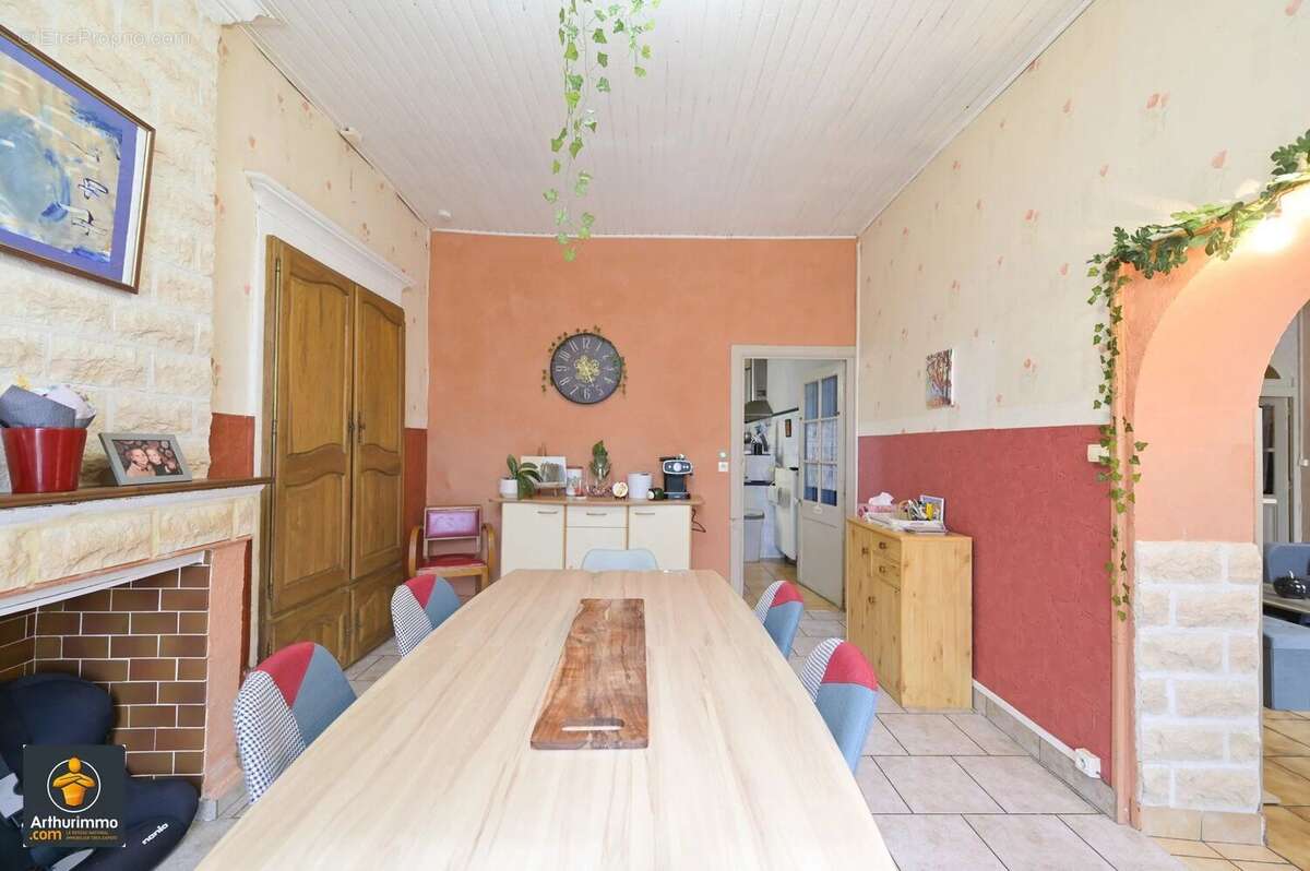 Maison à SAINT-HILAIRE-LA-PALUD