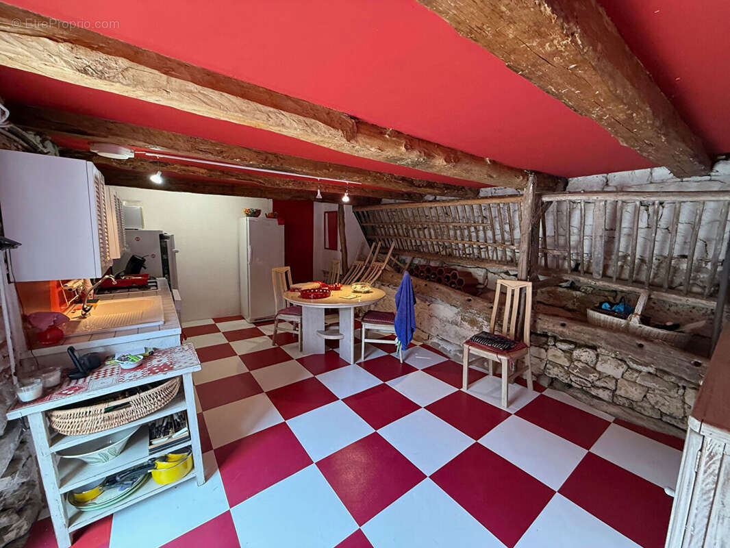 Ensemble immobilier de caractère 288 m² - photo 14