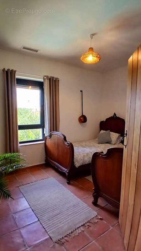 Maison à SAINT-CHINIAN