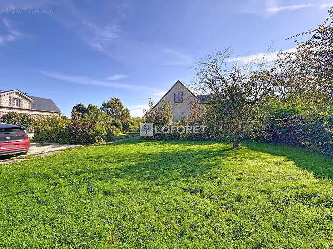 Maison à SAINT-PIERRE-EN-PORT