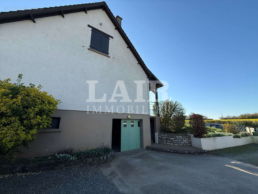 Maison à FRESNAY-SUR-SARTHE