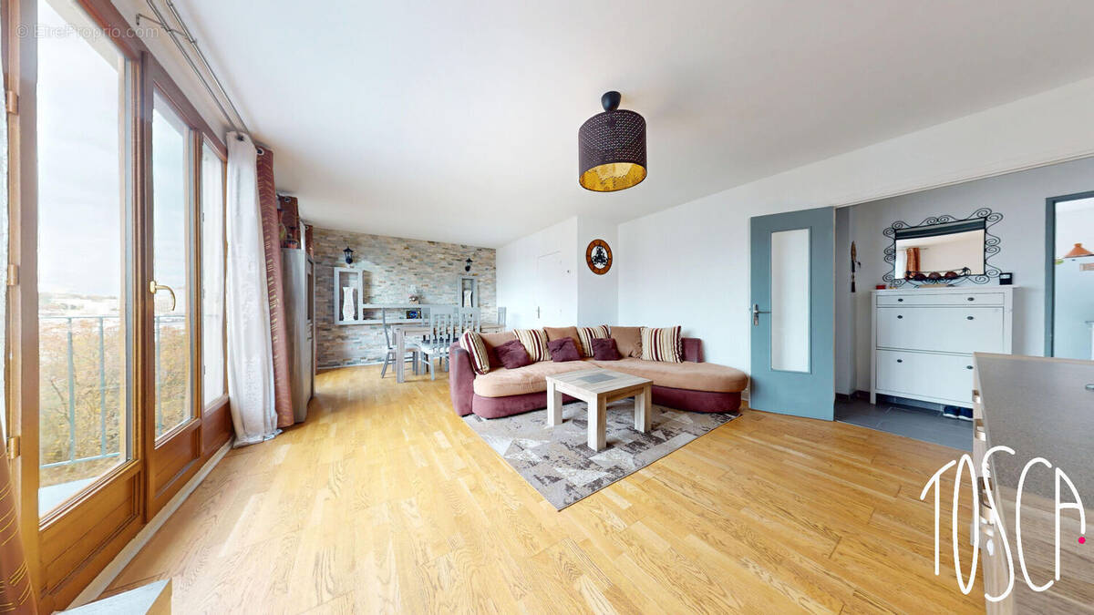 Appartement à CHOISY-LE-ROI