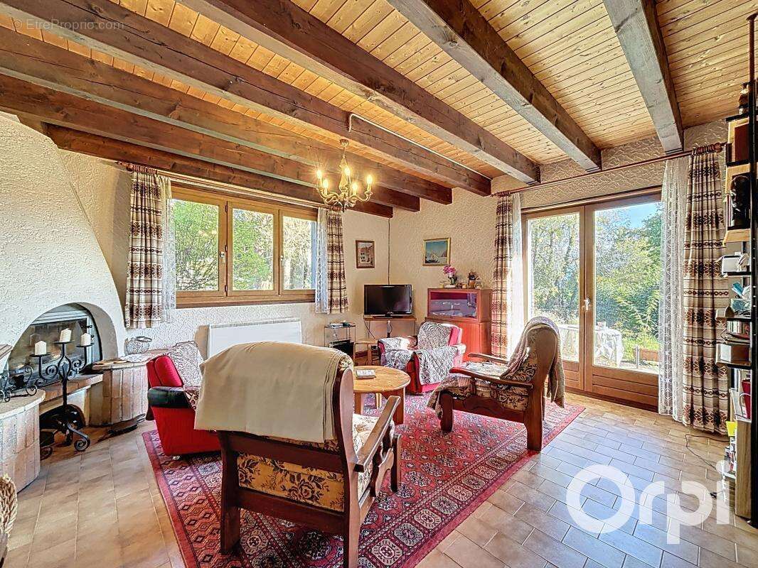 Maison à THORENS-GLIERES