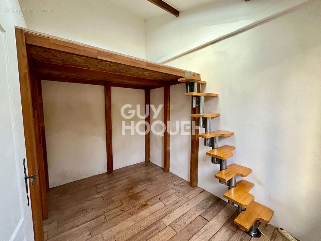 Appartement à FONTENAY-SOUS-BOIS