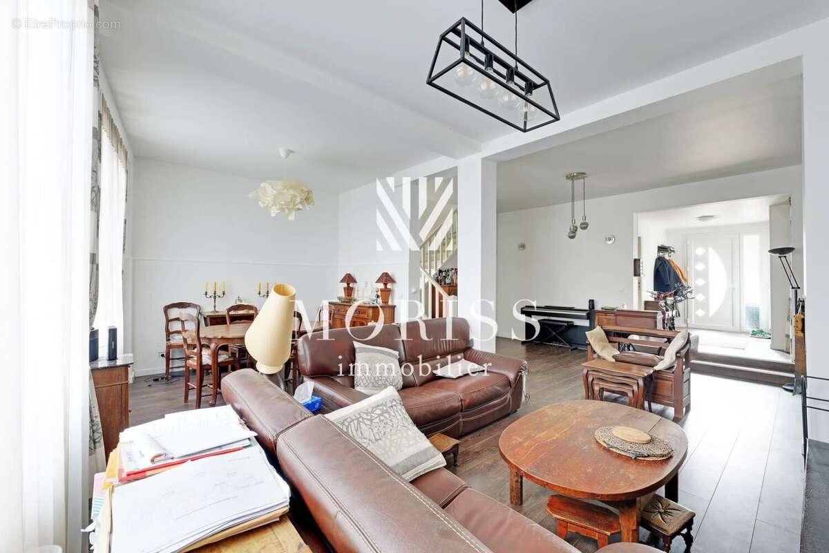 Maison à LE PERREUX-SUR-MARNE