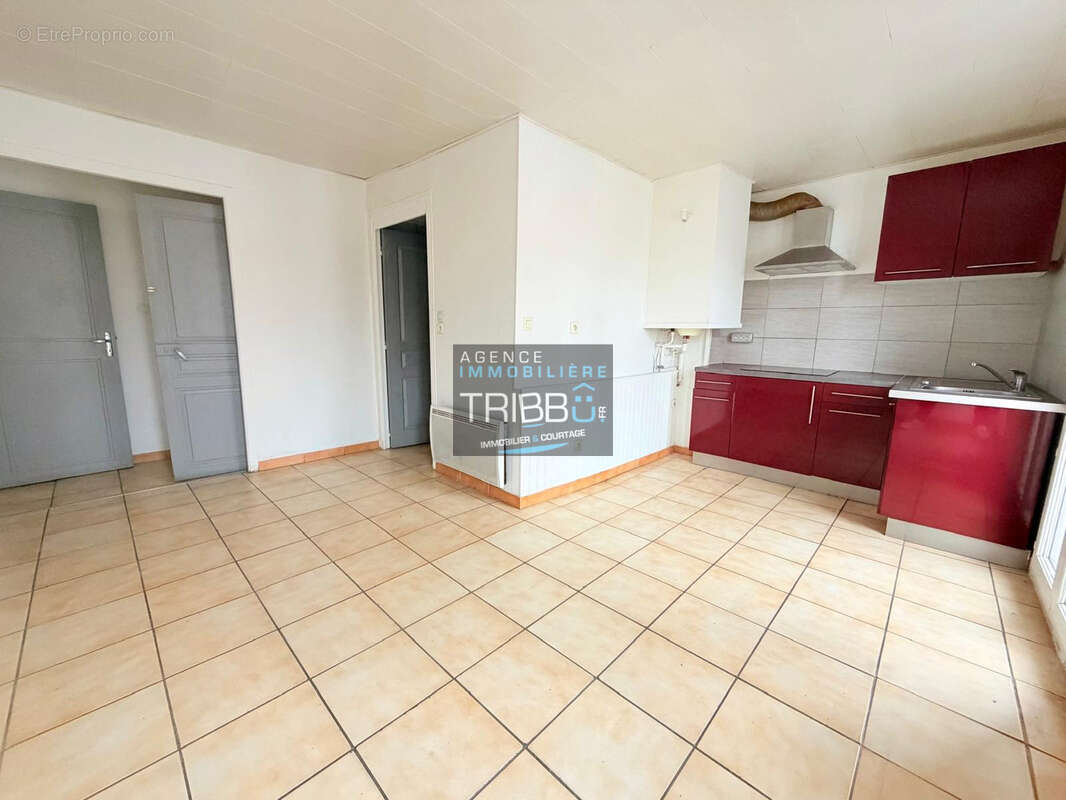 Appartement à MILLAS
