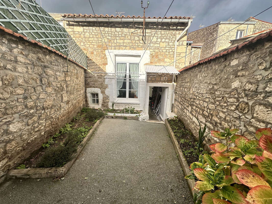 Photo 9 - Maison à FONTENAY-LE-COMTE