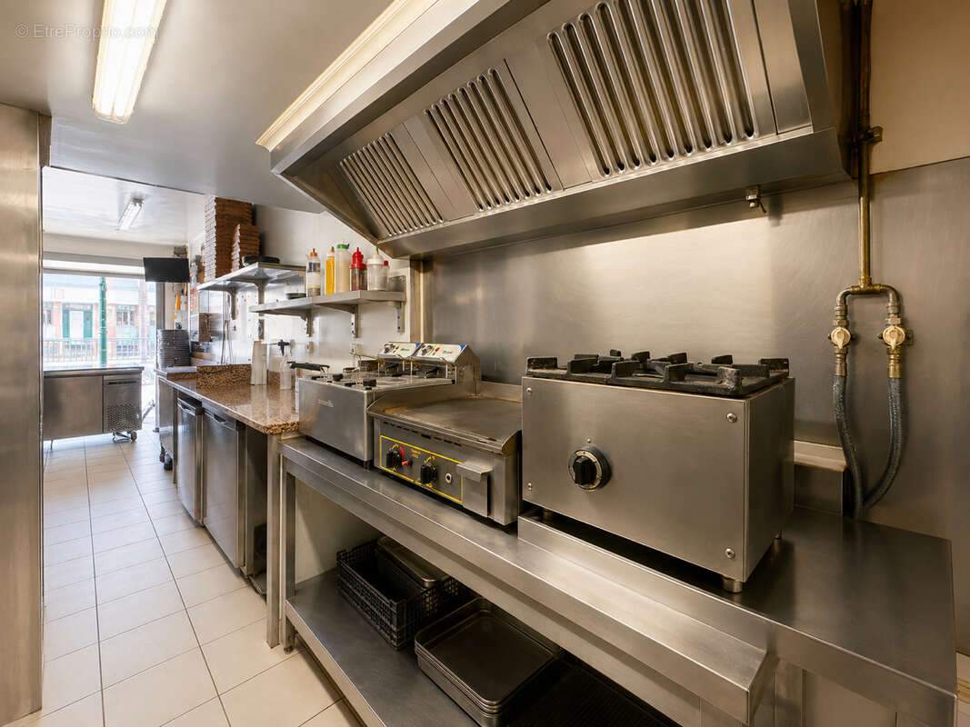 Fonds de commerce 73m² à plan-de-cuques - photo 3