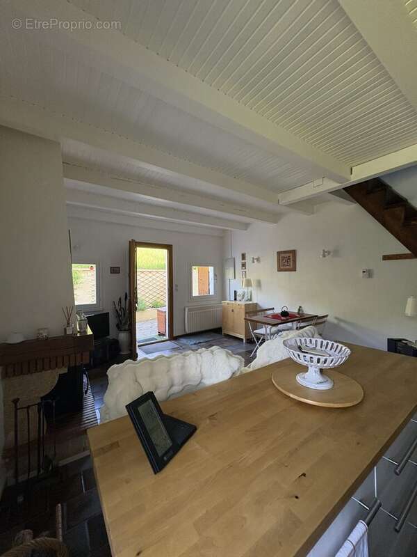 Appartement à SEYNE