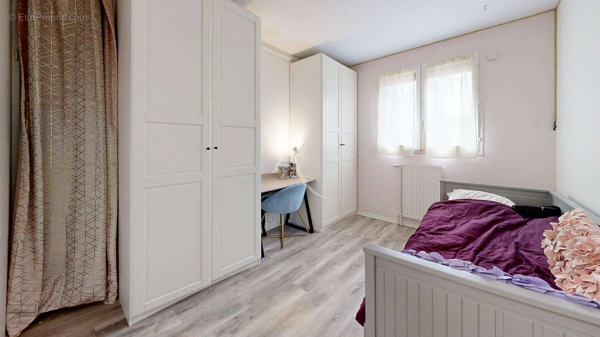 Courdimanche Maison  7 pièce(s) 203 m2 - photo 12