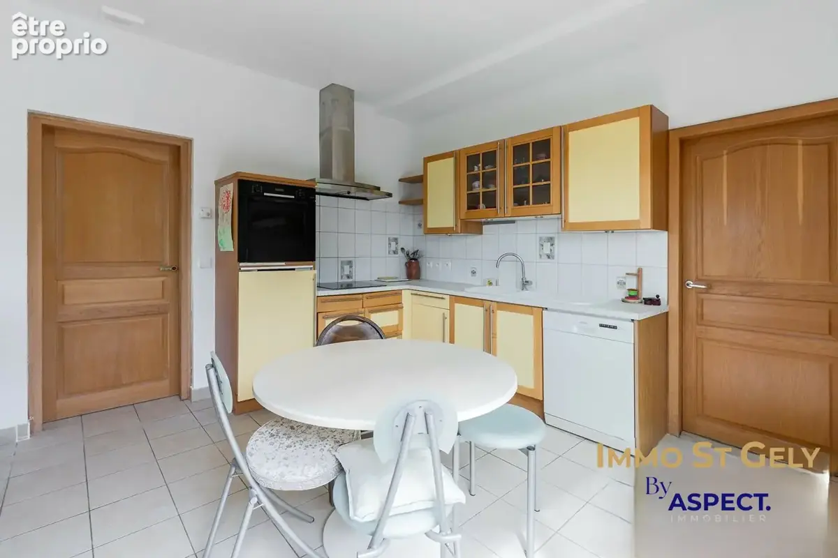 Maison 6 pièces 202 m² à vendre à Saint-Gely-Du-Fesc (34980) - photo 5