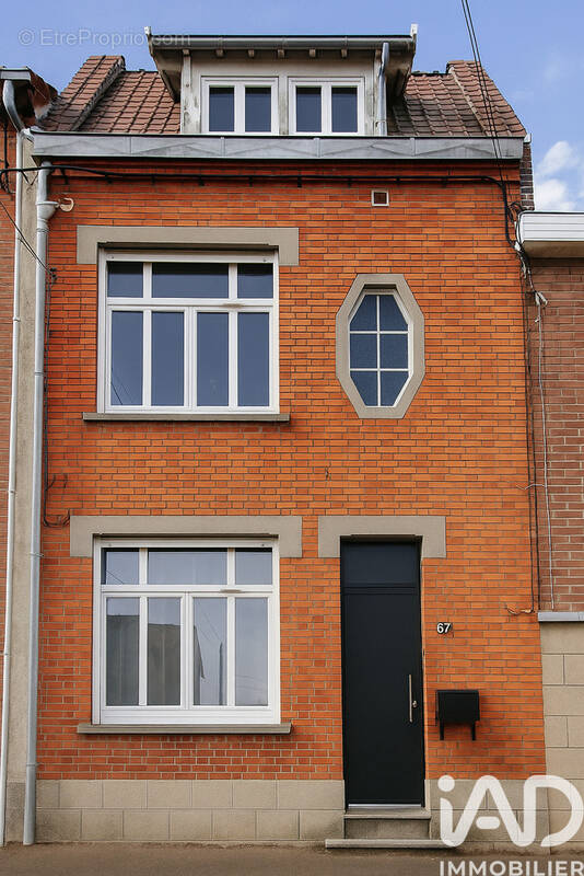 Photo 1 - Maison à VILLENEUVE-D&#039;ASCQ