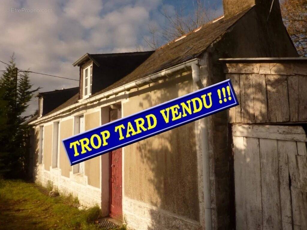 Maison à CLEDEN-POHER