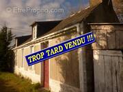 Maison à CLEDEN-POHER