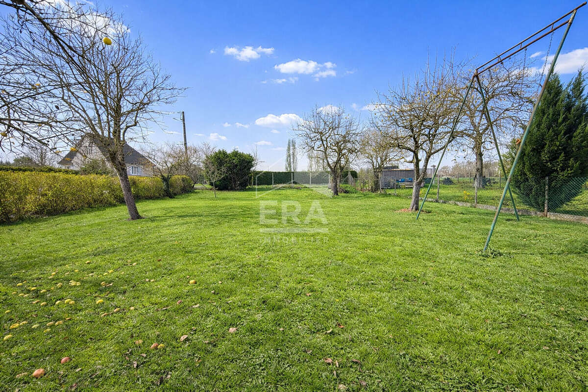 Terrain à LA CHAPELLE-GAUTHIER