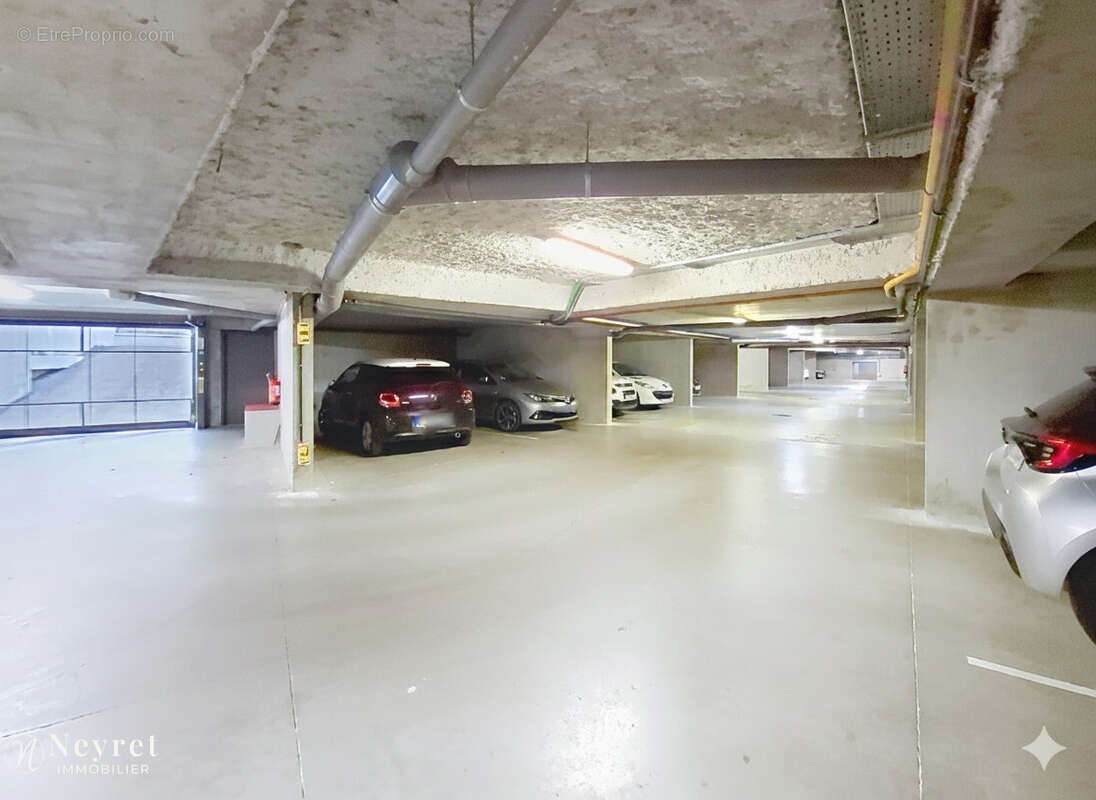 Rare, T2 de 41,69 m2 dans une résidence standing avec garage et place de parking en sous sol sécurisée - photo 11