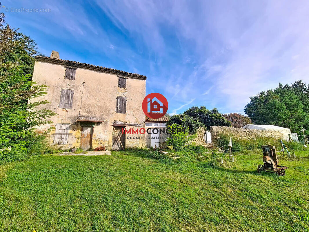 Maison à ROQUEMAURE