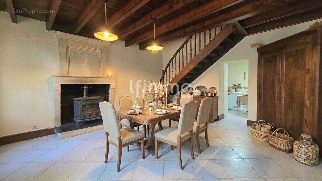Maison de 280 m2 270 000€ FAI - photo 3