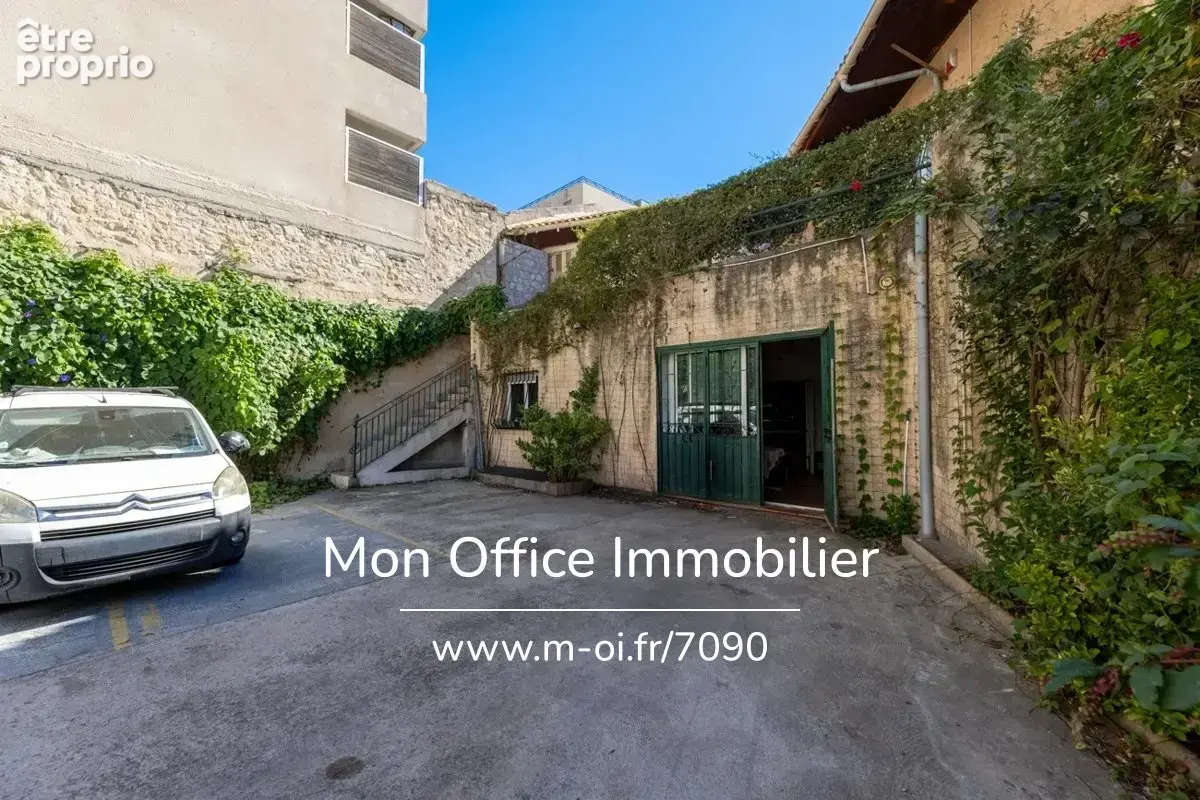 Référence : 7090-AMB - Immeuble 5 pièces avec local commercial et chambre froide - photo 15