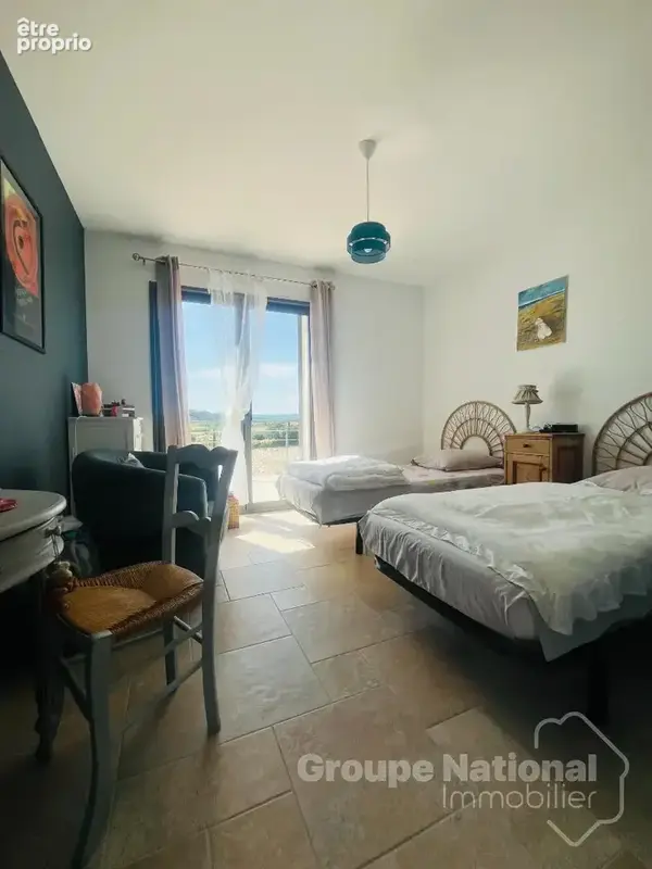 Villa de 120m2 avec piscine à Goudargues centre village - photo 8
