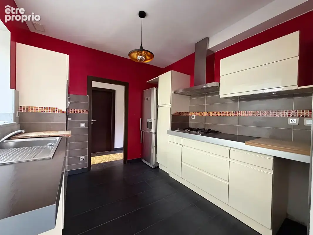 Maison Mercury 190 m² - 6 pièces - photo 6