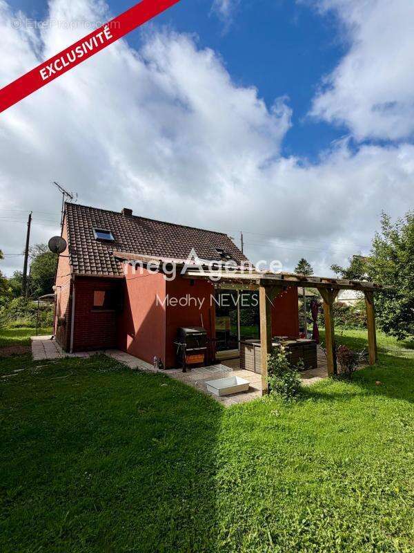 Maison familiale de 125 m² avec grand terrain et hangar - photo 2