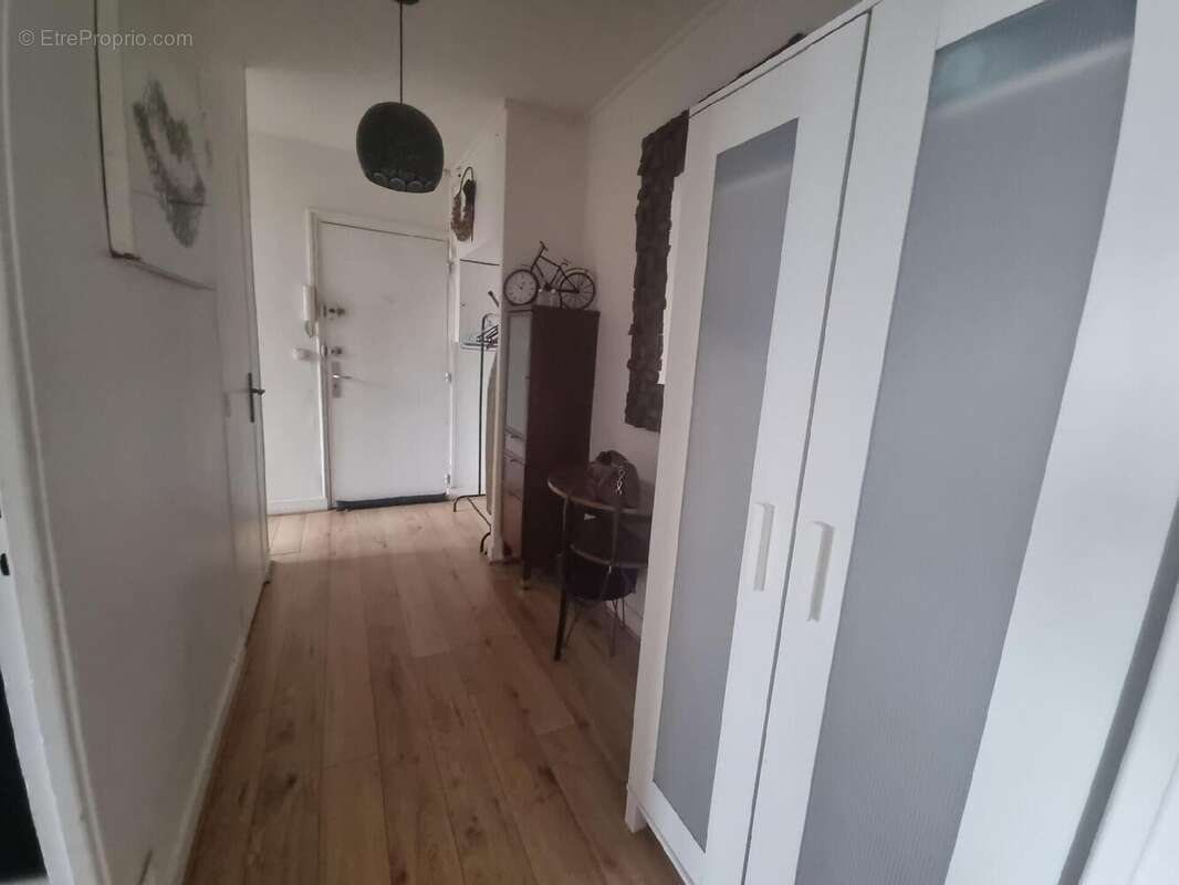 Photo 9 - Appartement à COLOMBES