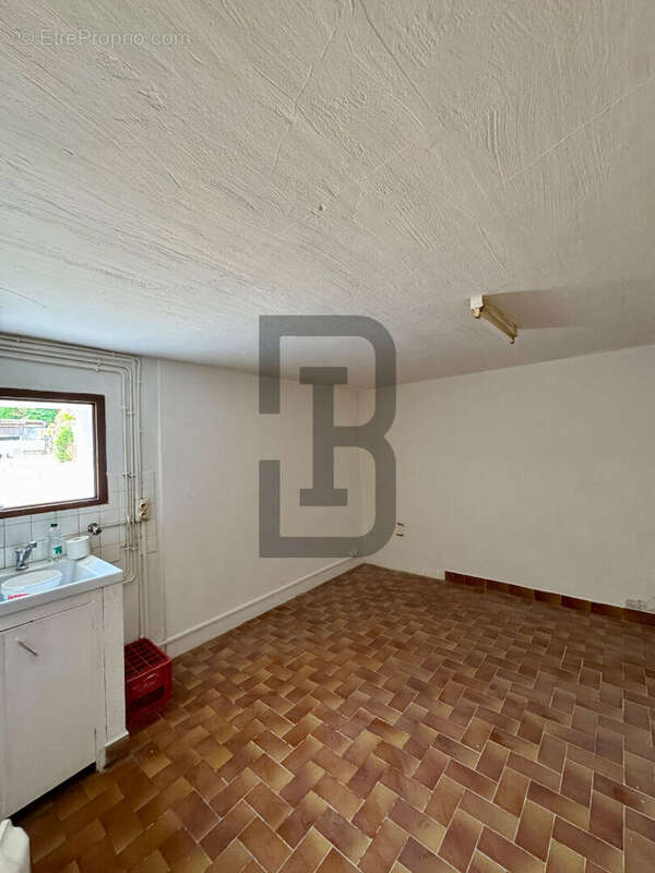 Maison 76 m² à Trebes  - photo 8