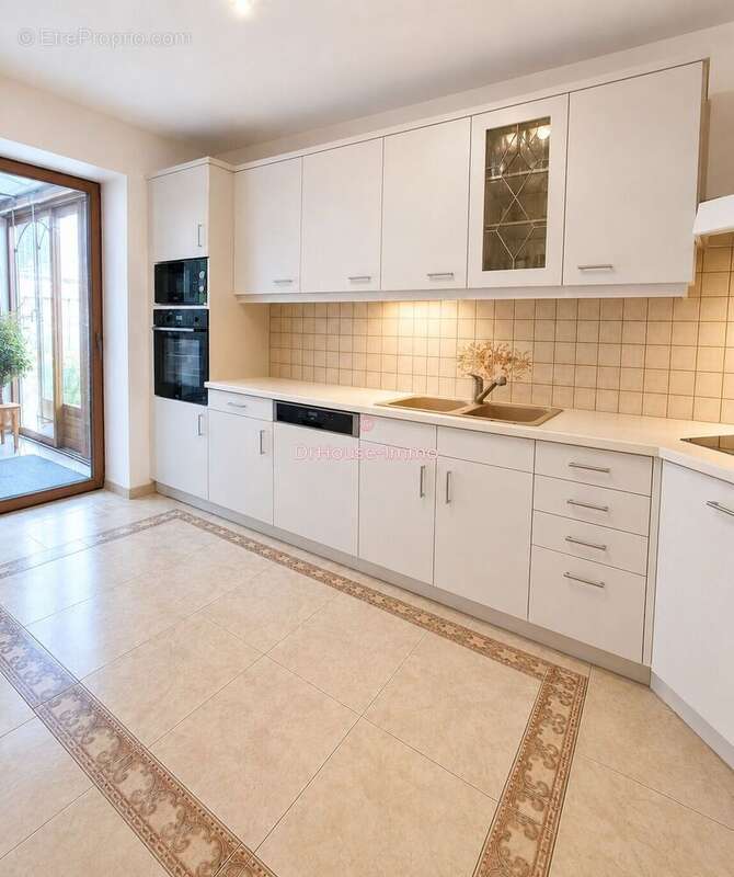 Maison 178 m² à Rosieres-Pres-Troyes  - photo 10