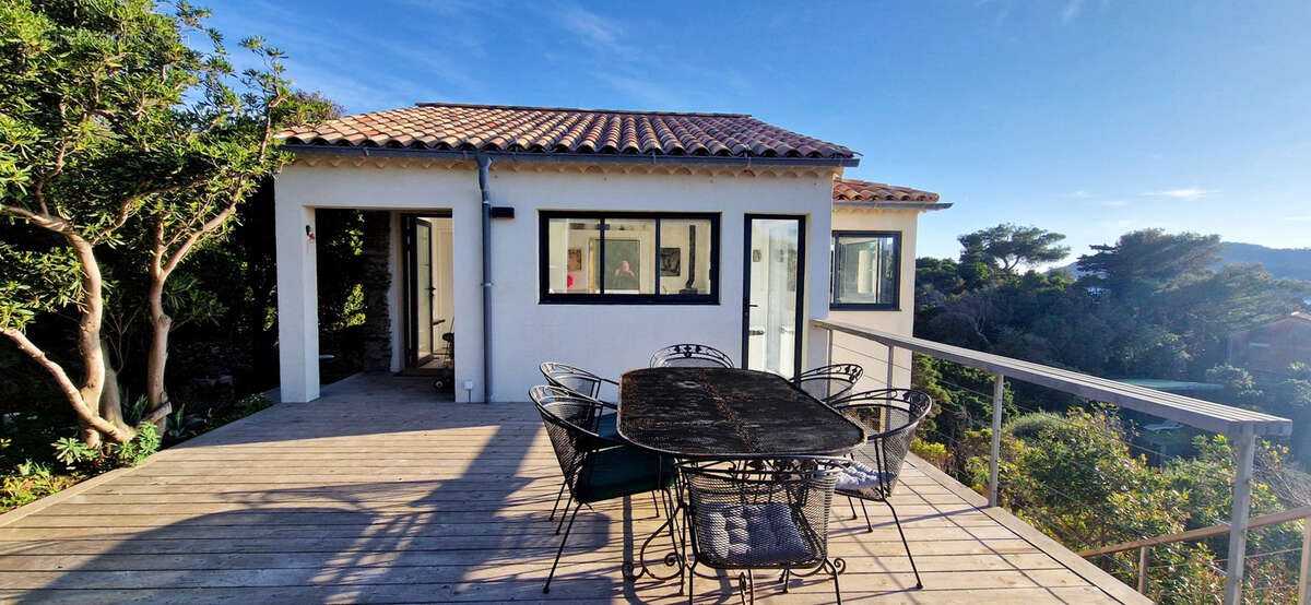 Maison à HYERES