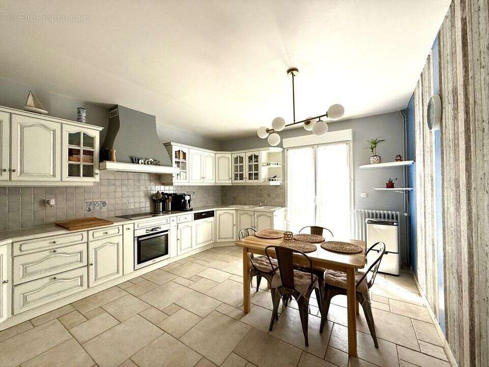 Maison à BRAY-SUR-SEINE