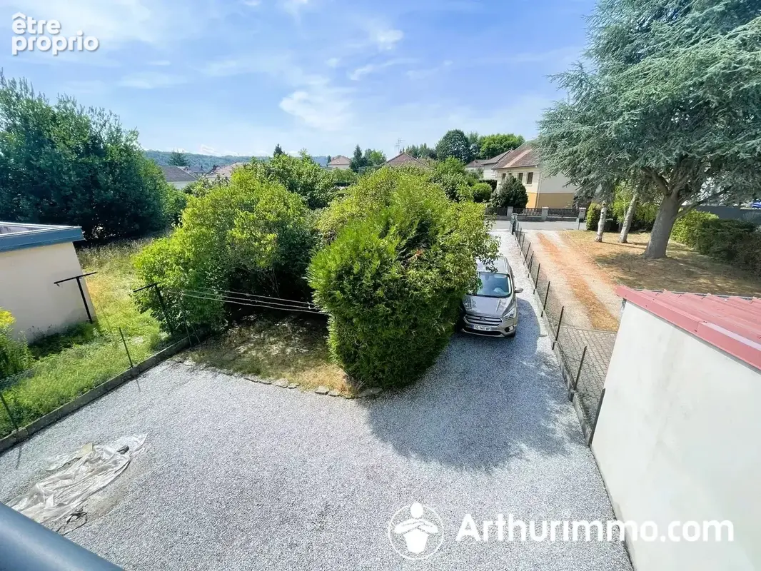 Bon compromis entre maison et appartement, F3, 95m², terrasse et terrain privatif ! - photo 6