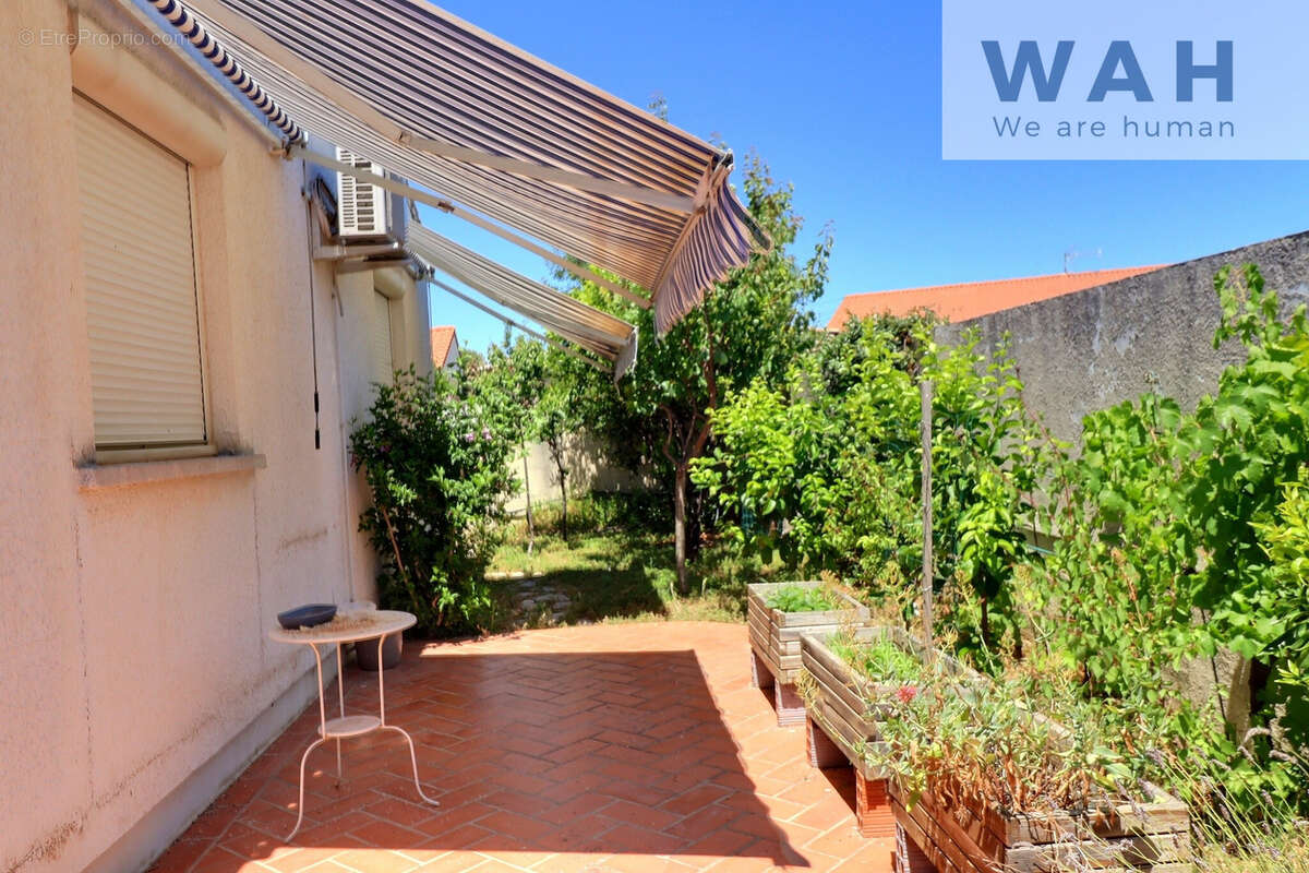 vente  Maison  Saint-Gilles (30800)  - photo 5