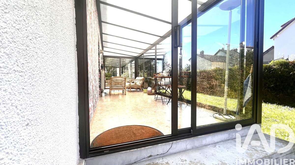 Photo 3 - Maison à VILLENEUVE-LE-ROI