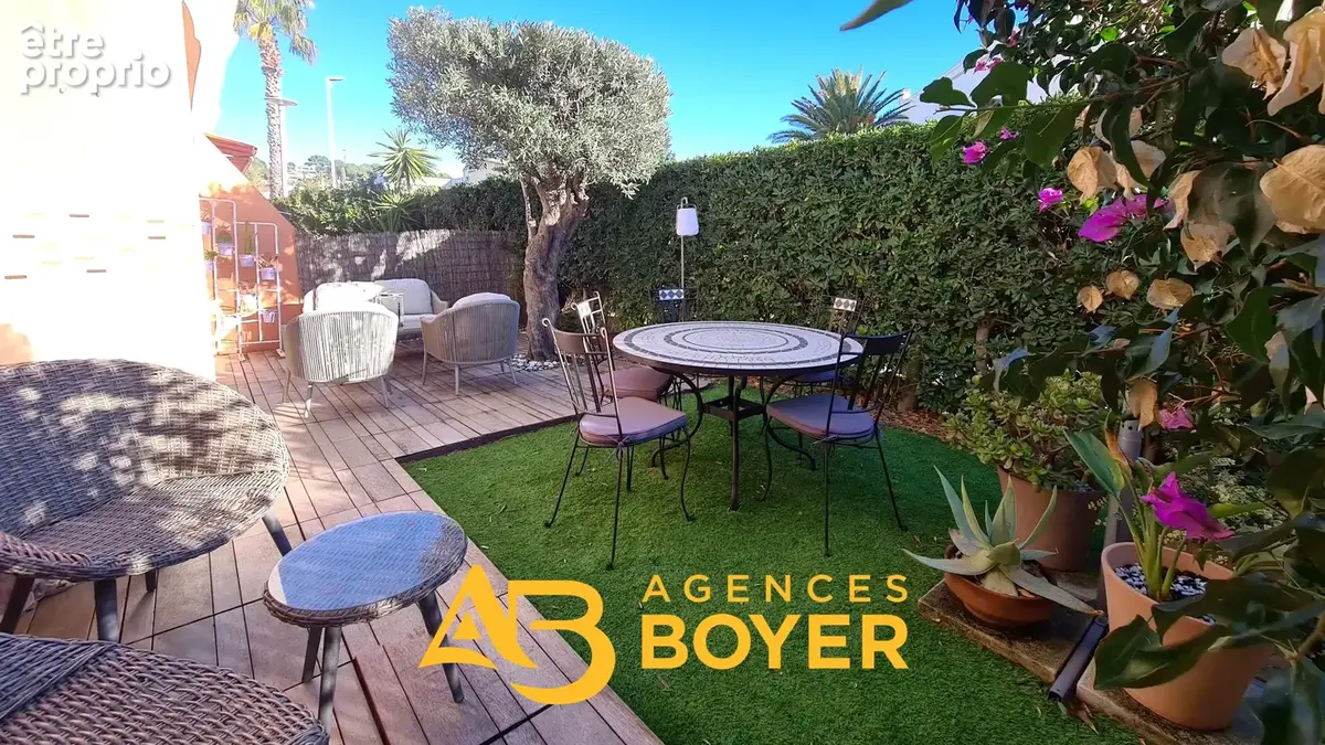 Bandol - t2 rez de jardin parking piscine - photo 2