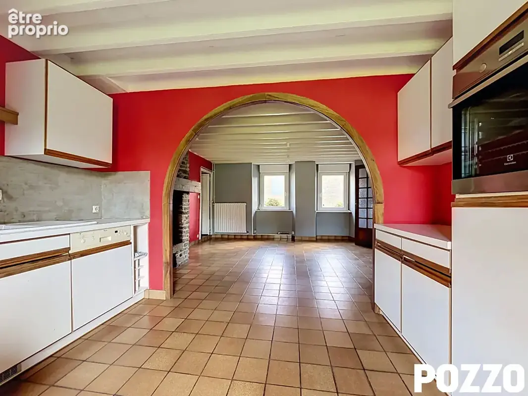 A vendre. guilberville. maison  en pierres de 200 m² avec plus de 3 ha et dependances. - photo 8