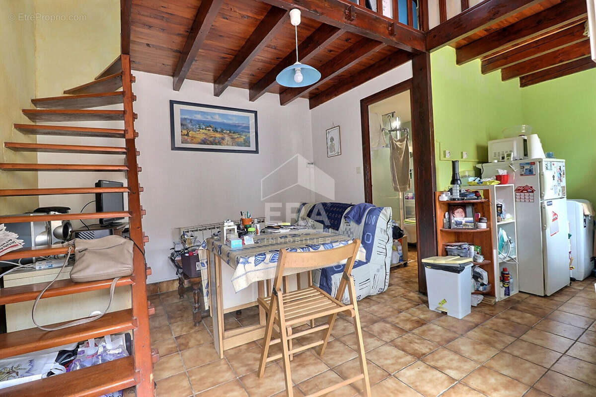 Appartement à COLOMBES